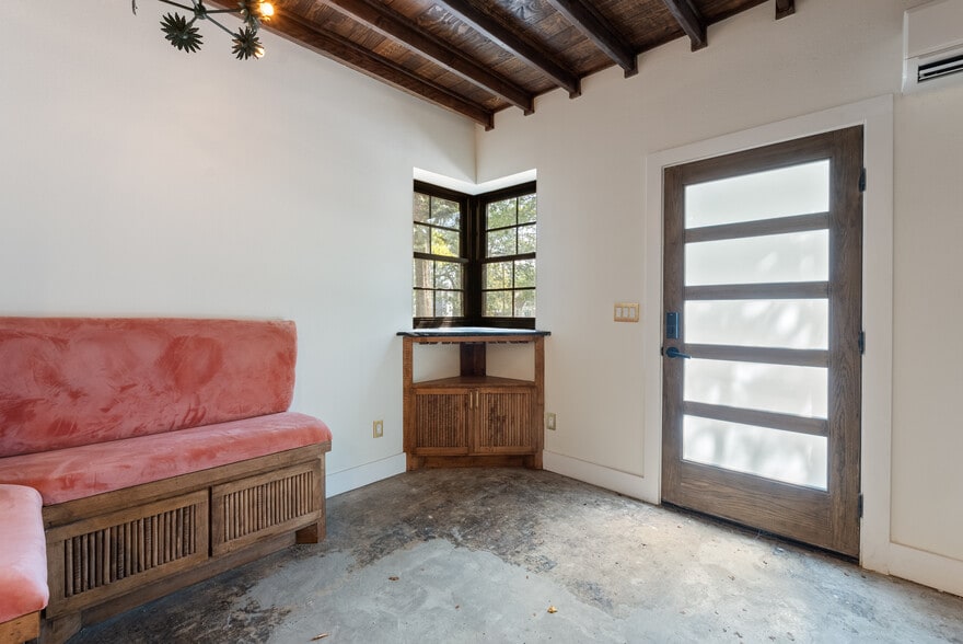 More Photos Of 1520 Broadway St, Little Rock Multifamily For Sale