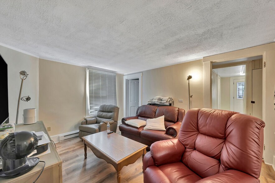 More Photos Of 215 N College Ave, Oxford Apartments For Sale