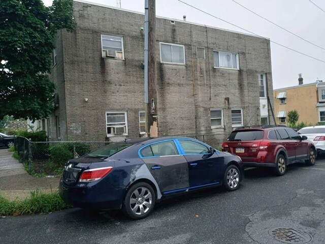 More Photos Of 100-102 W Gale St, Philadelphia Flex For Lease