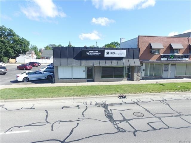 More Photos Of 24730-24736 Michigan Ave, Dearborn Freestanding For Lease
