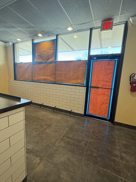 More Photos Of 1985 Route 22 W, Scotch Plains Storefront Retail Office For Lease
