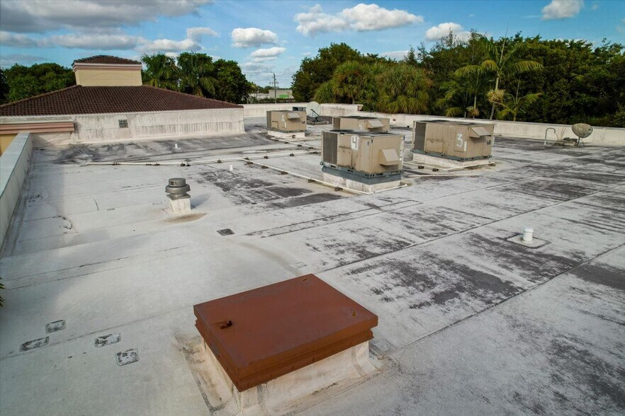 More Photos Of 12750 S Military Trl, Boynton Beach Drugstore For Sale