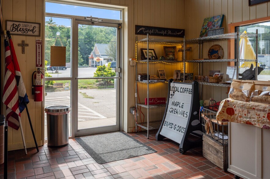 More Photos Of 322 NH Route 104, New Hampton General Retail For Sale