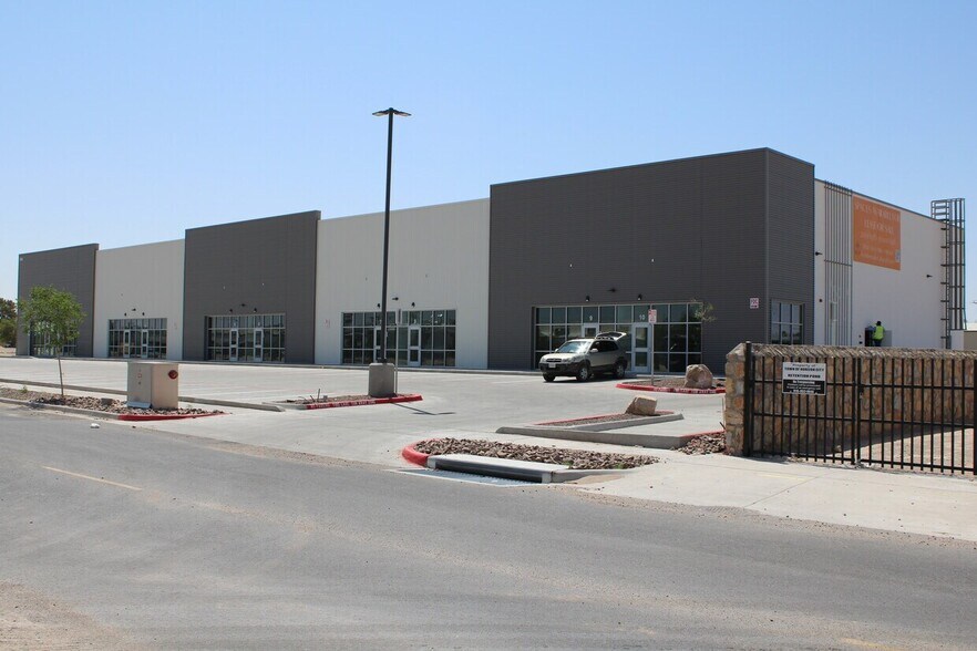 Primary Photo Of 1524 Pawling Dr, Horizon City Unknown For Lease