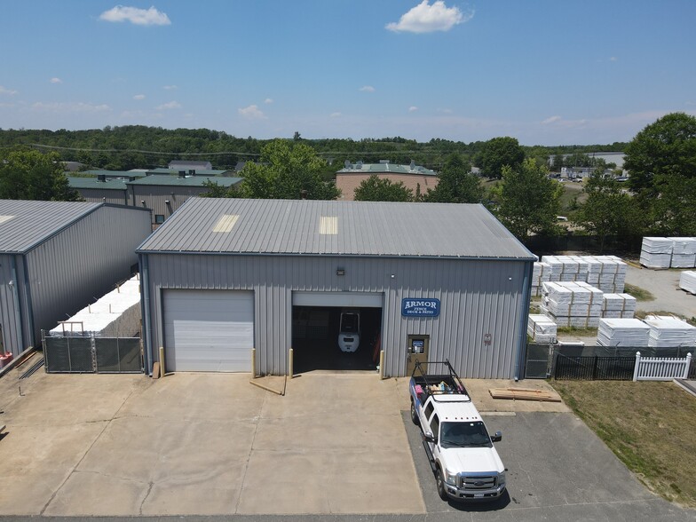 More Photos Of 28 Perchwood Dr, Fredericksburg Warehouse For Lease