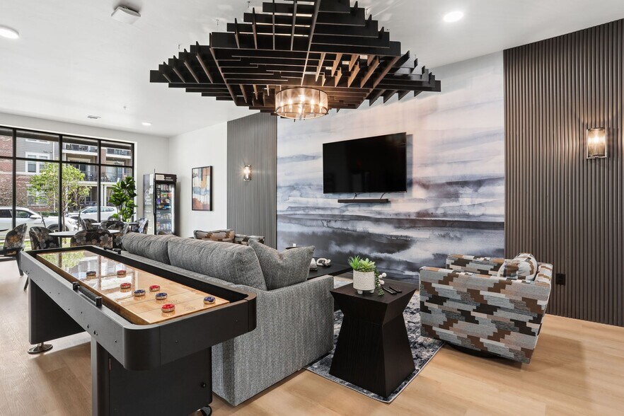 More Photos Of 582 Larsen Orchard Pky, Hobart Apartments For Lease