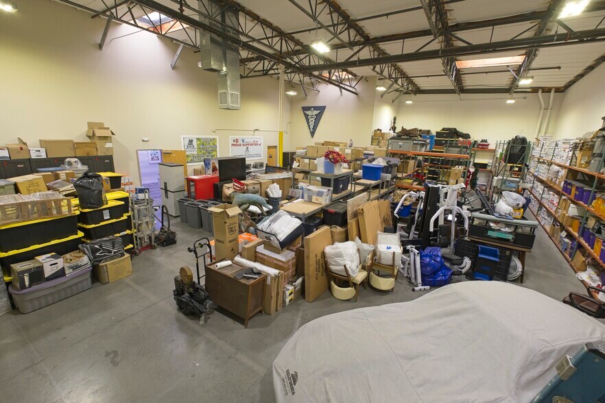 More Photos Of 1361 Rocky Point Dr, Oceanside Warehouse For Sale