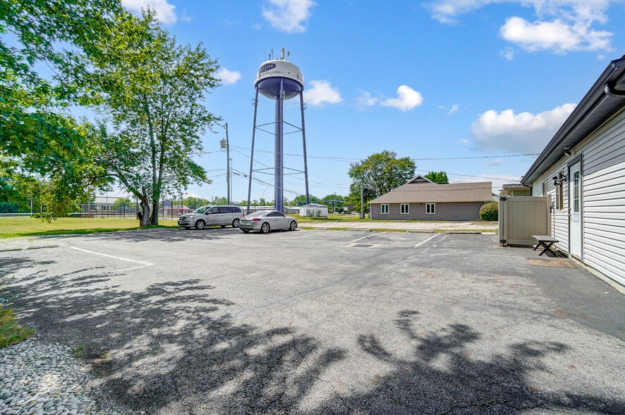 More Photos Of 4961 Cemetery Rd, Hilliard Loft Creative Space For Sale