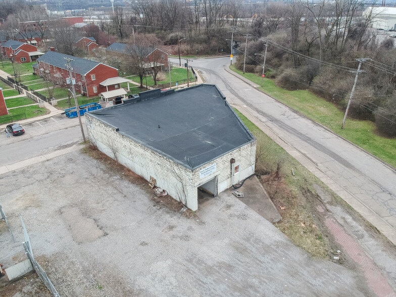 More Photos Of 97 Helen St, McKees Rocks Warehouse For Sale
