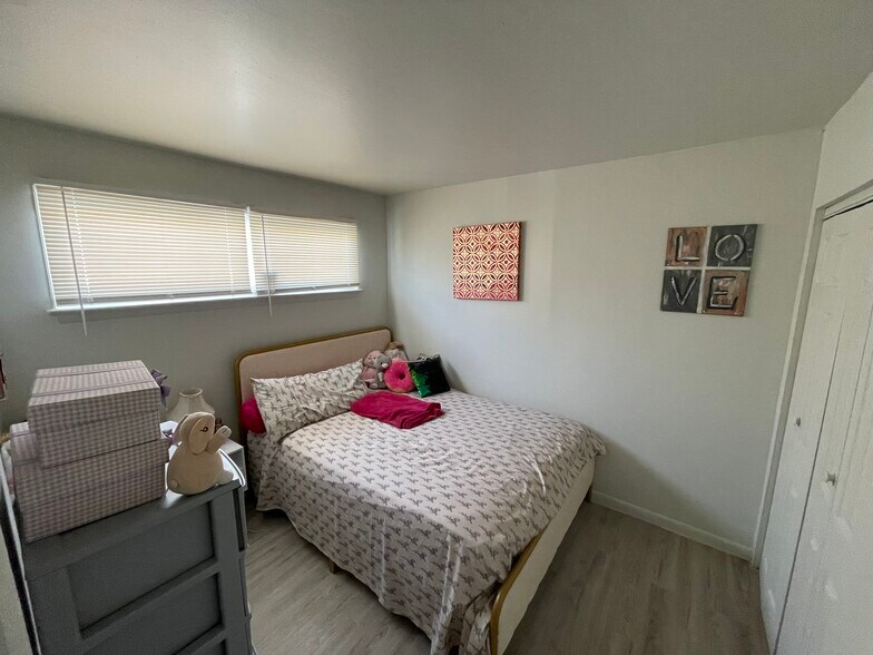 More Photos Of 714 Sycamore St, Camden Apartments For Sale