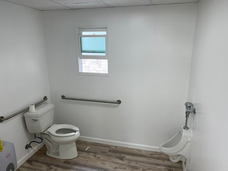More Photos Of 9012-9016 W Olympic Blvd, Beverly Hills Medical For Lease