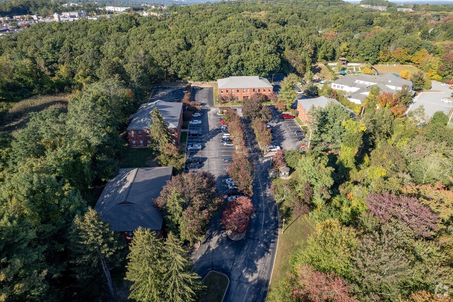 More Photos Of 875 Centerville Rd, Warwick Medical For Sale