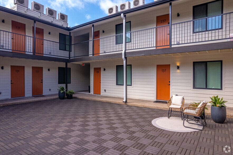 More Photos Of 1519 Annex Ave, Dallas Apartments For Sale