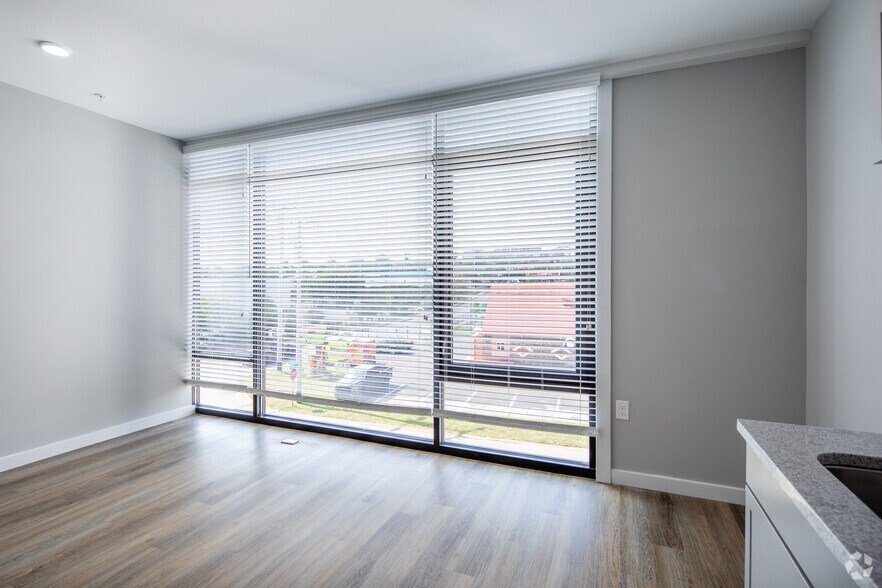 More Photos Of 4040 Travis Dr, Nashville Apartments For Sale