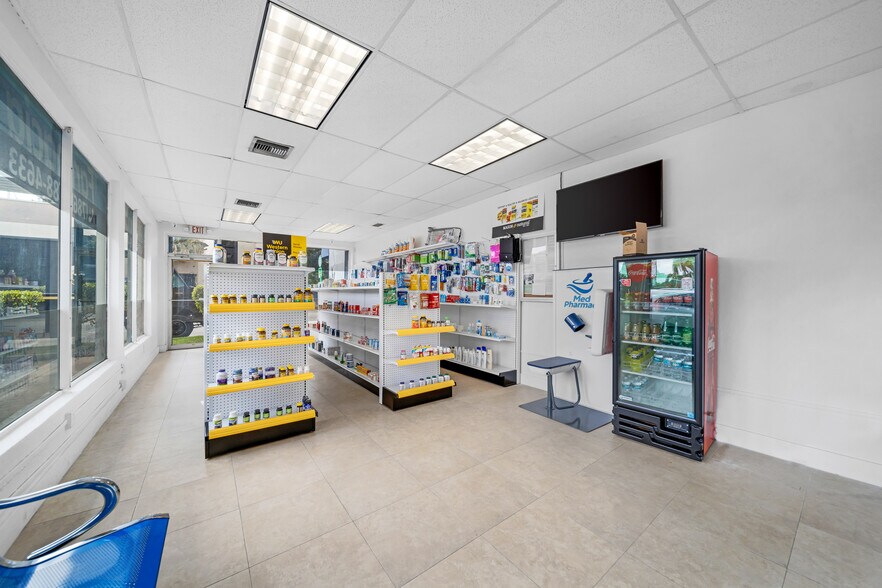 More Photos Of 3401 SW 8th St, Miami Unknown For Lease