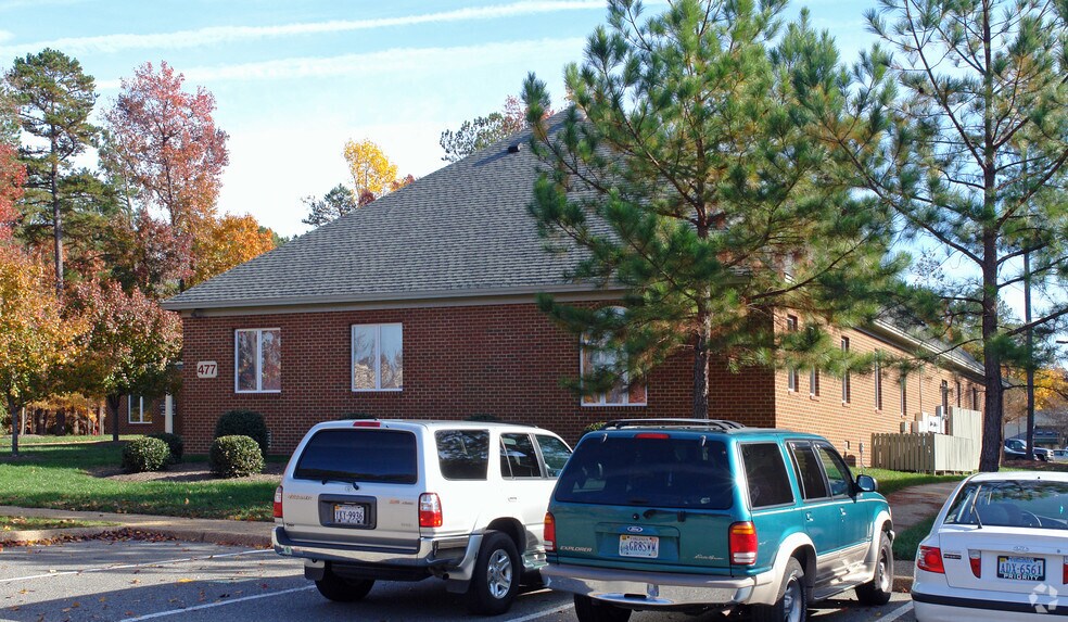 More Photos Of 477 McLaws Cir, Williamsburg Office For Lease