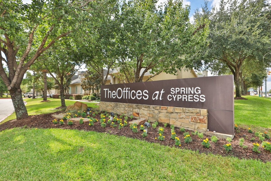 More Photos Of 11607 Spring Cypress Rd, Tomball Office For Sale