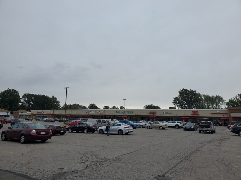 More Photos Of 30136-30250 Euclid Ave, Wickliffe Unknown For Lease