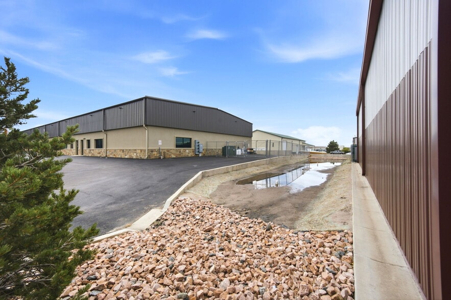 More Photos Of 7315 McClain Pt, Colorado Springs Warehouse For Lease