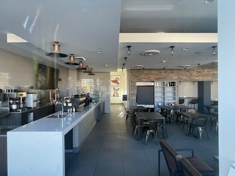 More Photos Of 1205-1221 E Apache Blvd, Tempe Apartments For Lease