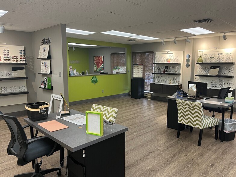 More Photos Of 11925 Pearl Rd, Strongsville Office For Lease