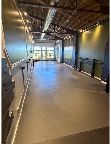 More Photos Of 1238-1248 S Broadway, Denver Storefront For Lease