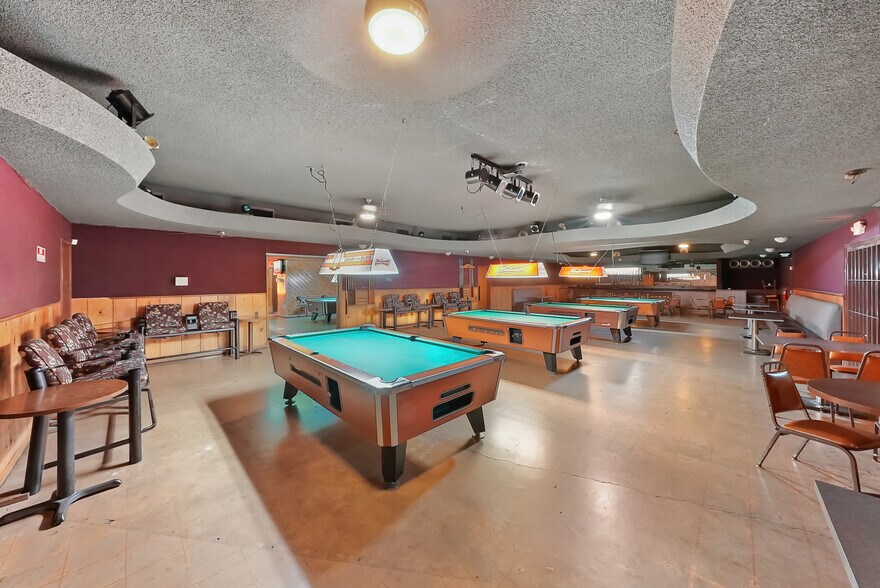 More Photos Of 44 N 19 1/2 Ave, Lemoore Restaurant For Sale