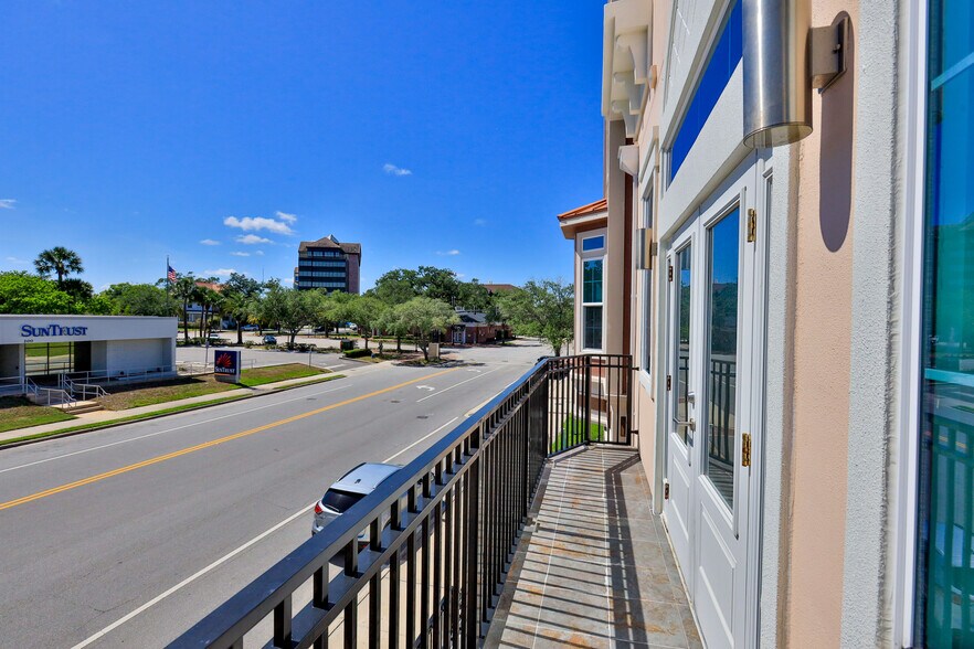 More Photos Of 215 S Palmetto Ave, Daytona Beach Office For Sale