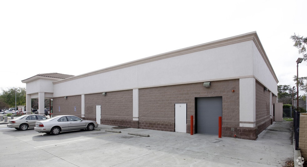 More Photos Of 90 W Main St, Woodland Freestanding For Sale