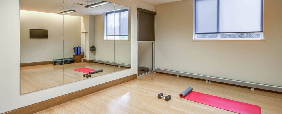 More Photos Of 1201 W Mt. Royal Ave, Baltimore Apartments For Lease