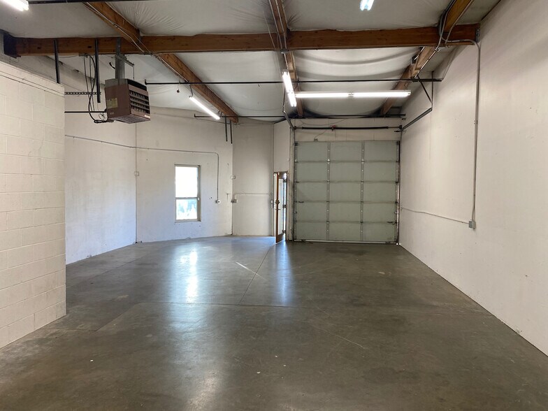 More Photos Of 14522 NE North Woodinville Way, Woodinville Warehouse For Lease