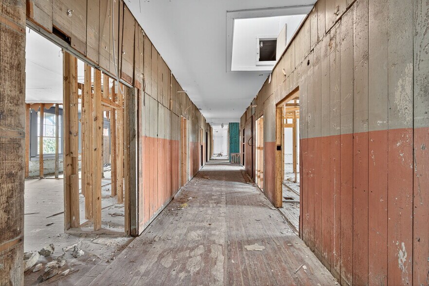 More Photos Of , San Antonio General Retail For Sale