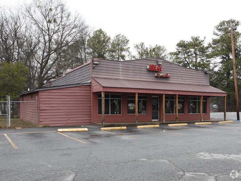 More Photos Of 1953 SE Lakewood Ave, Atlanta Freestanding For Sale