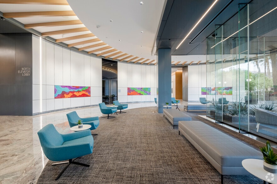 More Photos Of 2375 E Camelback Rd, Phoenix Office For Lease