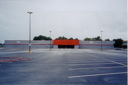 More Photos Of 1239-1293 N Fraser St, Georgetown Freestanding For Lease