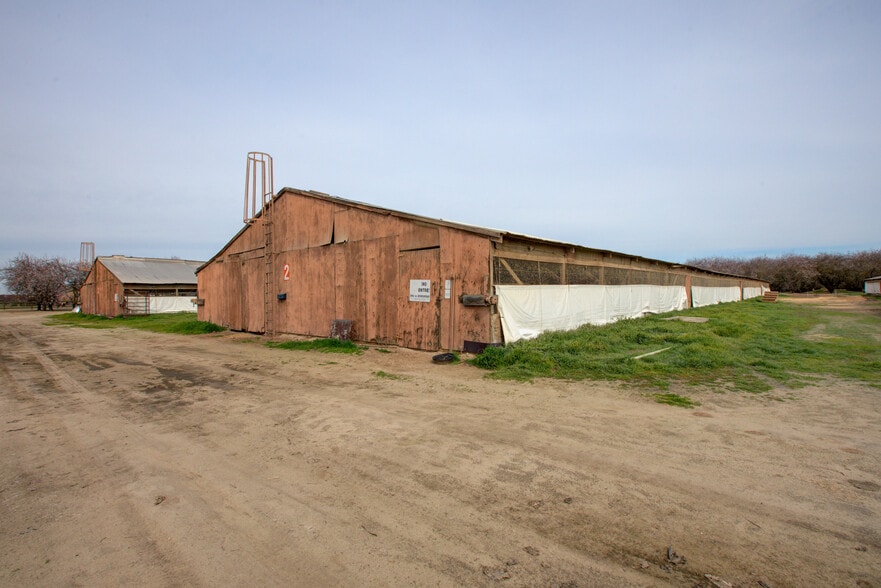 More Photos Of 13120 S Highway 99, Manteca Land For Sale