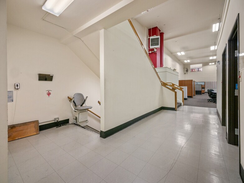 More Photos Of 407 S 2nd St, Laramie Storefront Retail Office For Sale