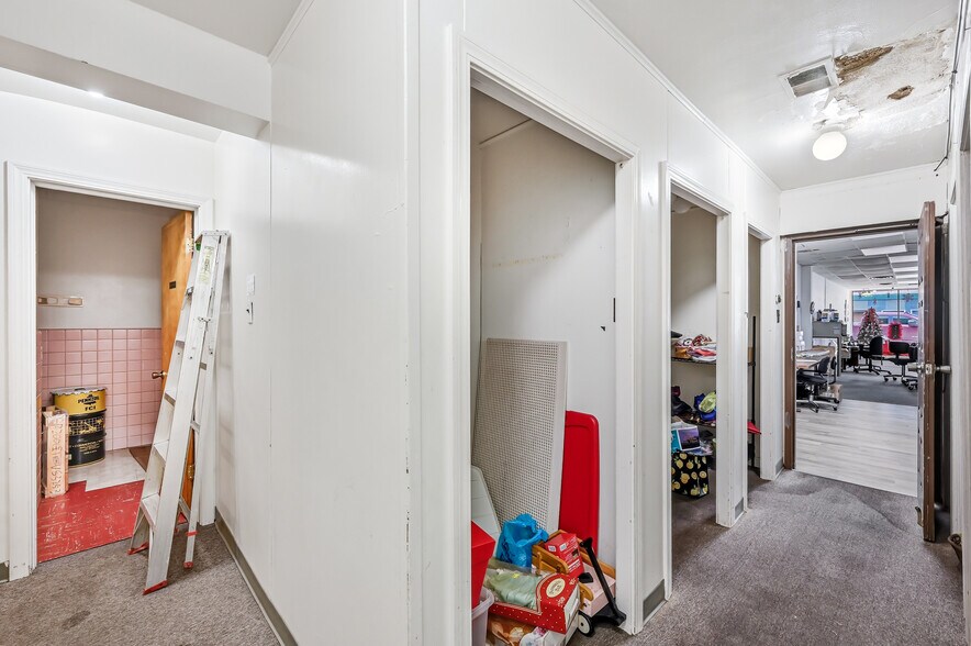 More Photos Of 501-505 Market St, East Liverpool Storefront For Sale