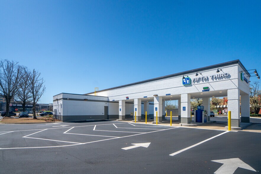 More Photos Of 5901 University Dr, Huntsville Bank For Sale