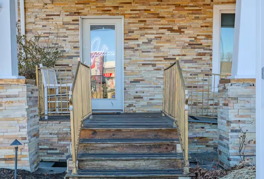 More Photos Of 1019 Berryville Ave, Winchester Storefront Retail Residential For Sale