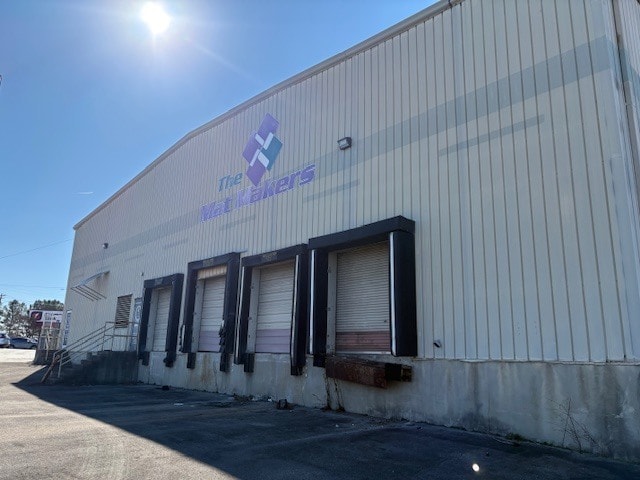 More Photos Of 1612 Congress Pky S, Athens Bank For Sale