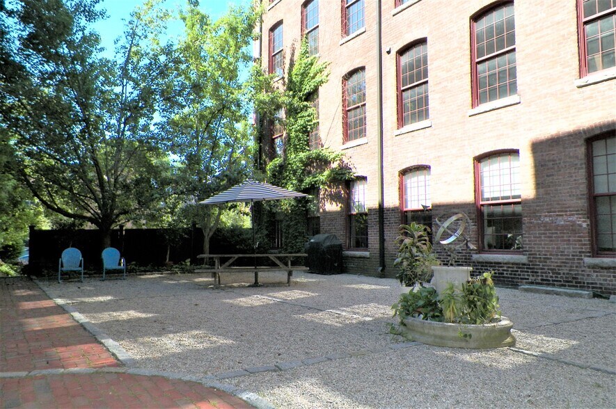 Primary Photo Of 163 Exchange St, Pawtucket Office For Sale