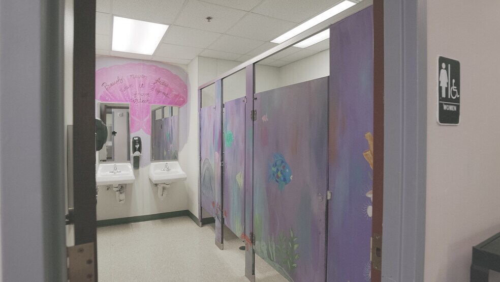 More Photos Of 525 E Costilla St, Colorado Springs Specialty For Sale