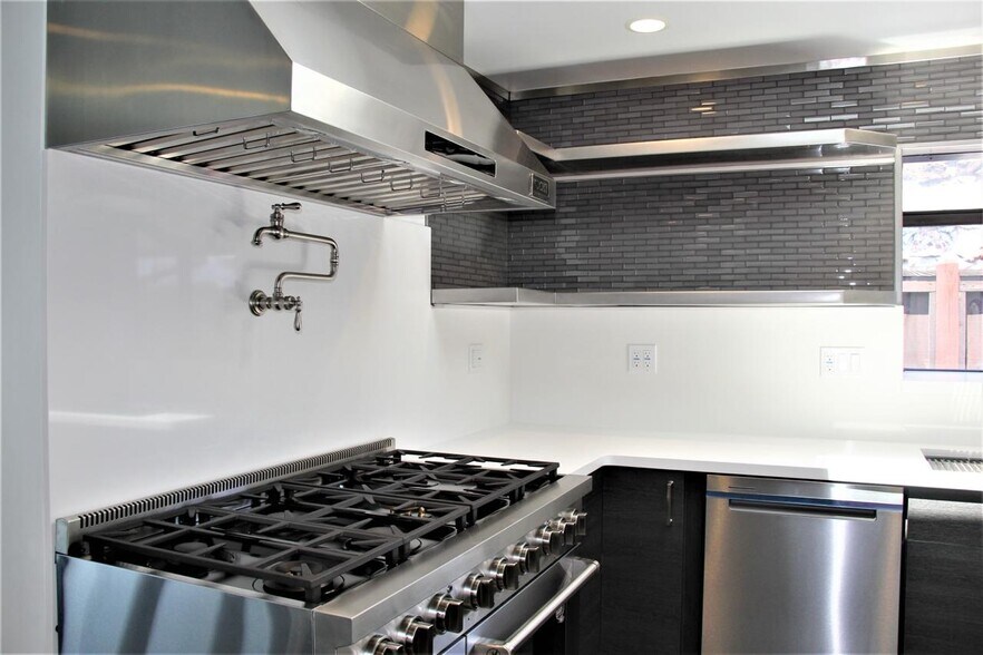 More Photos Of 1141 Saratoga Ave, San Jose Office For Sale