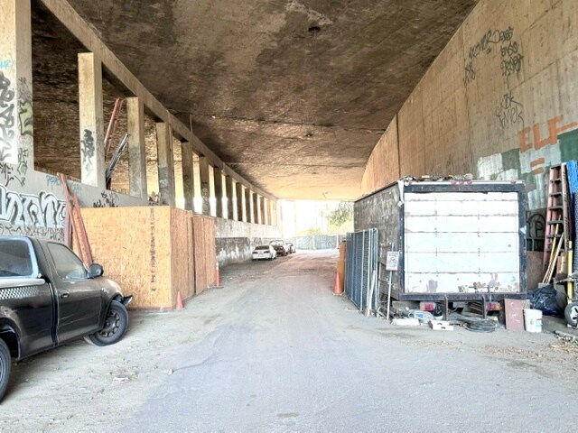 More Photos Of 3001 Delay Dr, Los Angeles Land For Lease