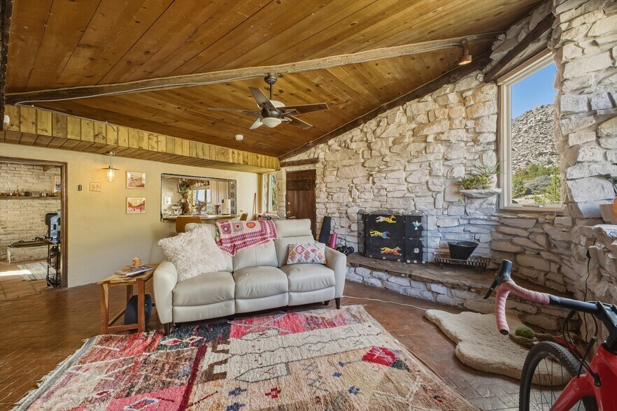 More Photos Of 24 Matisse Rd NE, Albuquerque Apartments For Sale