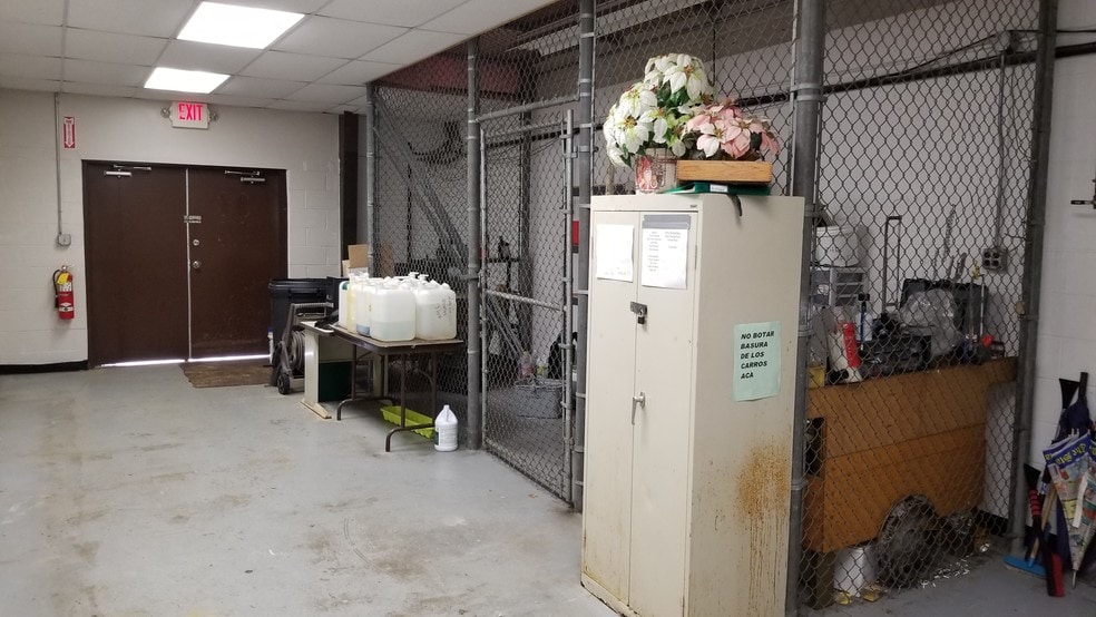 More Photos Of 71 Love Ln, Netcong Warehouse For Lease