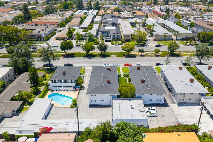More Photos Of 921-933 W Huntington Dr, Arcadia Apartments For Sale