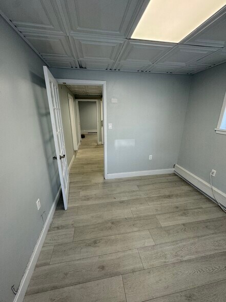 More Photos Of 440 Ridge Rd, Lyndhurst Apartments For Lease