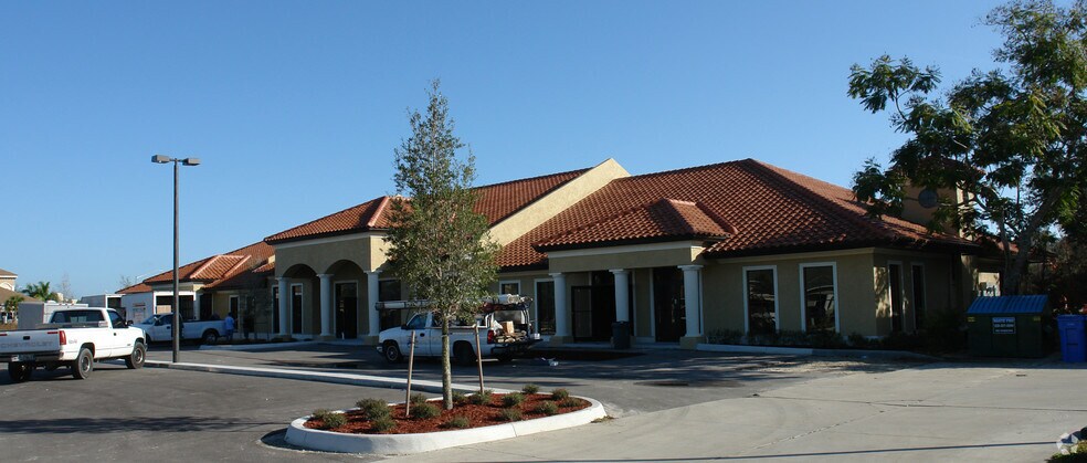 More Photos Of 14131 Metropolis Ave, Fort Myers Medical For Lease
